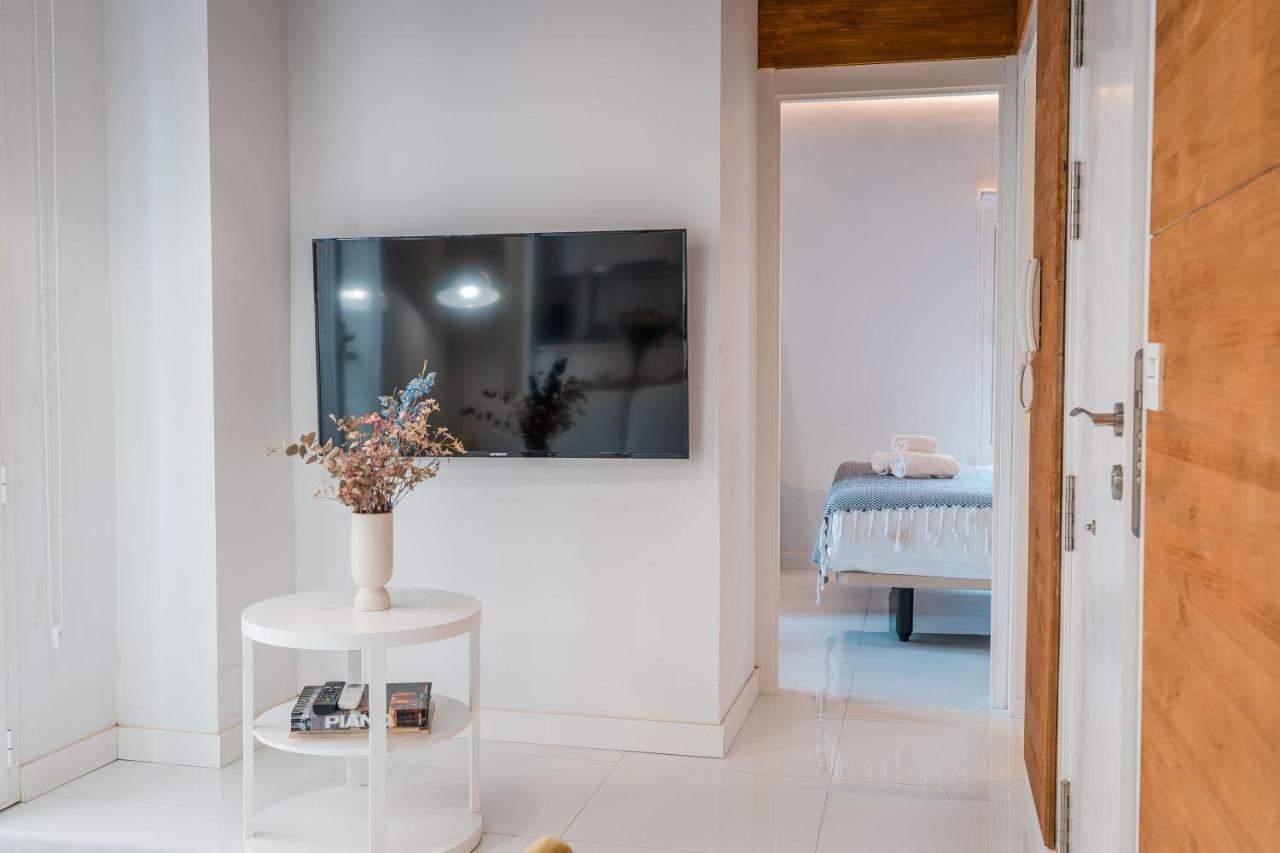 Qh Eme Suites กรานาดา ภายนอก รูปภาพ