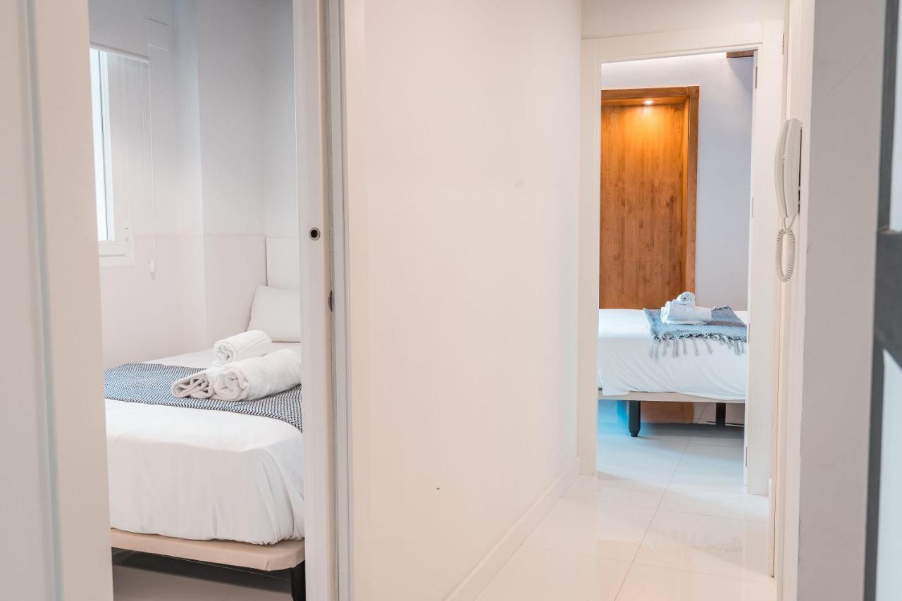 Qh Eme Suites กรานาดา ภายนอก รูปภาพ